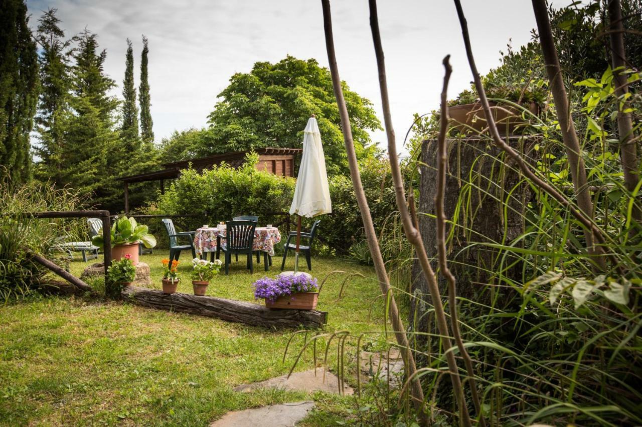 Rustico In Pietra Vila Chianni Exterior foto