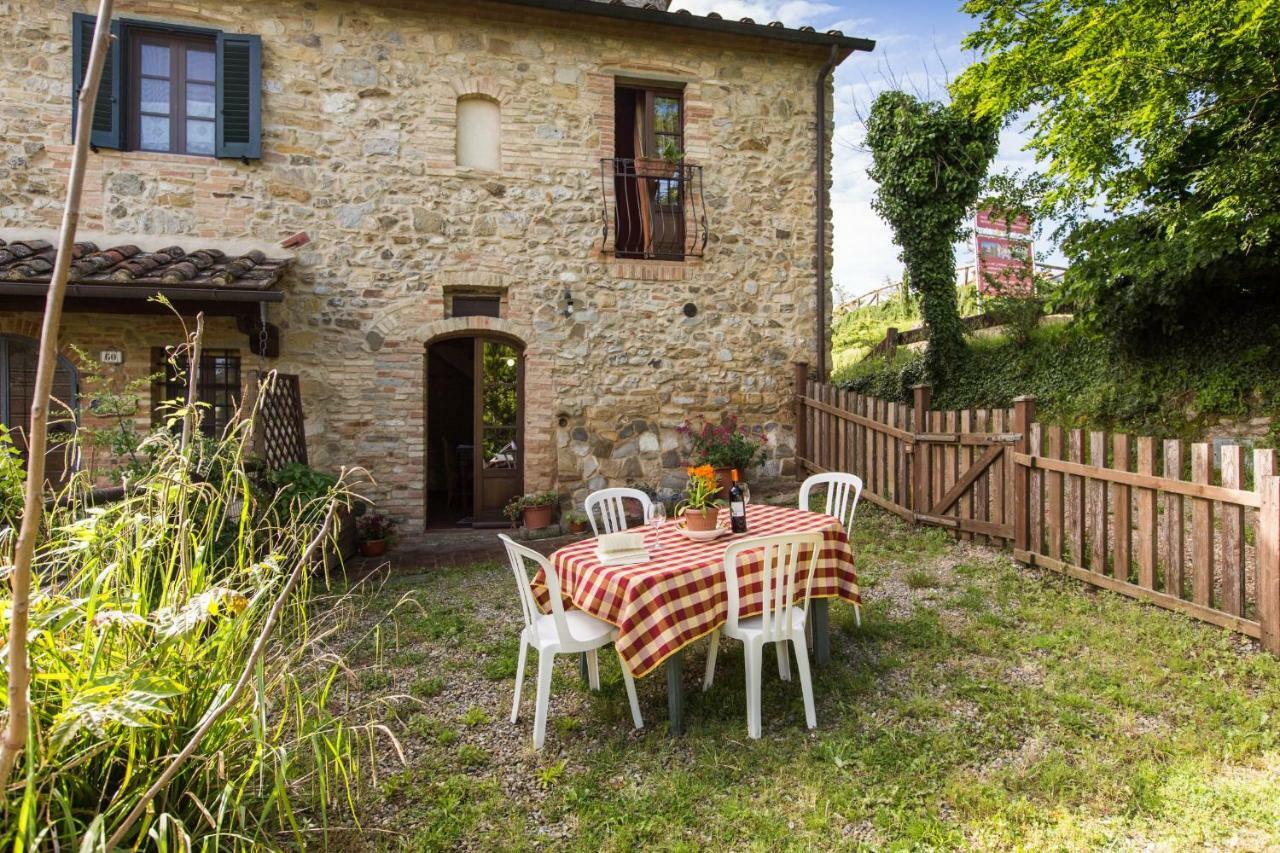 Rustico In Pietra Vila Chianni Exterior foto